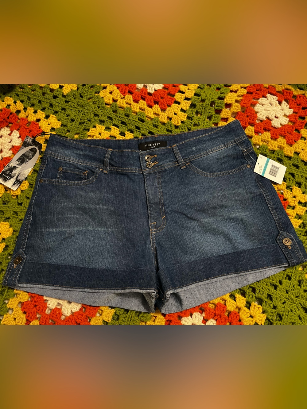 Nine West Blue Denim Zoe Cornflower Double Button Waist Stretch Shorts 16 32 NEW